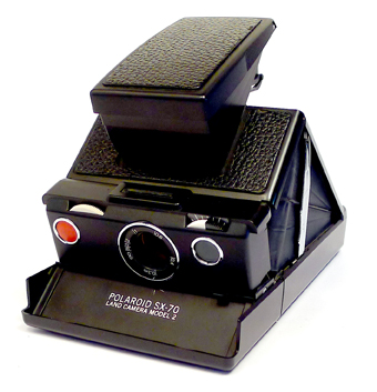 Vintage Polaroid SX-70 Instant Film Camera Model 3 fully Black body 